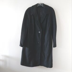 Classic vintage coat capri new york